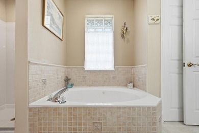 Enjoy your own private, heated in-ground swimming pool in this - photo 34