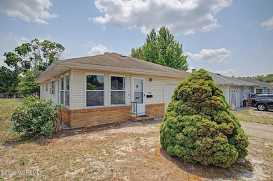 This Sarasota model presents a great opportunity to make a home - photo 3