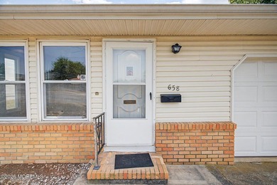 This Sarasota model presents a great opportunity to make a home - photo 4