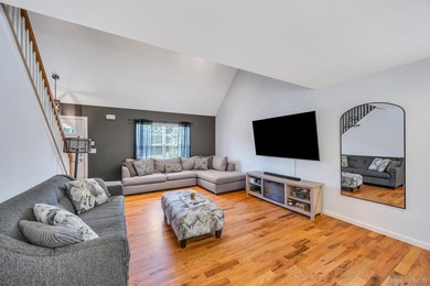 This beautiful Laurelton Cape Cod Style is 6 years young - photo 10