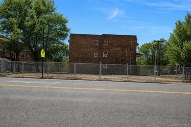 Approved plans included for a 3-story, 6-unit residential - photo 5