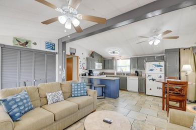 Enjoy the Salty Air from this Key Lime Gem in the Florida Keys! - photo 7
