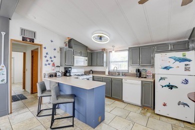 Enjoy the Salty Air from this Key Lime Gem in the Florida Keys! - photo 8