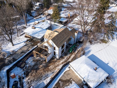 Welcome to 2909 Pioneer Club in East Grand Rapids, a premier - photo 11