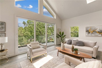Lake Home For Sale in Lake Arrowhead, California