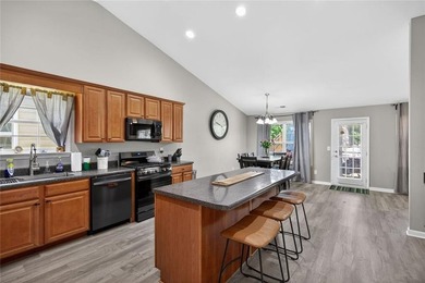 MOTIVATED SELLER!! Welcome to this beautifully crafted custom - photo 14