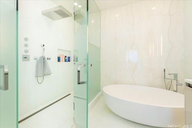 Elegant 2-bedroom, 2.5-bath residence in Waiea, a boutique - photo 15