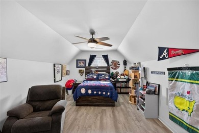MOTIVATED SELLER!! Welcome to this beautifully crafted custom - photo 28