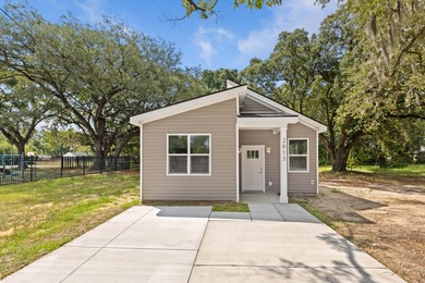Located in the historic 10 Mile Community of North Charleston - photo 2