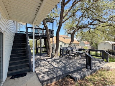Hill Country retreat with LAKE VIEWS and backyard resort-style - photo 46