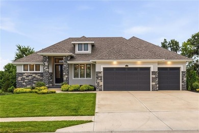Hard-to-come-by, like-new home ready for move-in on a premier - photo 1