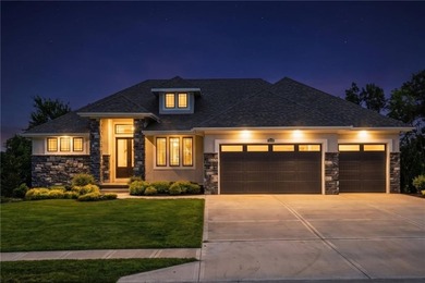 Hard-to-come-by, like-new home ready for move-in on a premier - photo 2