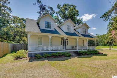 Step into the perfect blend of modern comfort and historic charm - photo 3