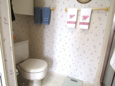 REDUCED to sell! Corner Site. 1988 Jacobson. 1456 SQ. Ft 2 Bed - photo 14