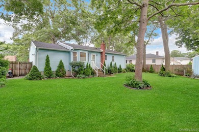 This solid 1988 built three-bedroom, two-bathroom ranch offers 1 - photo 18