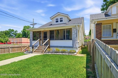 Beautifully maintained and thoughtfully updated, this 1925 - photo 1