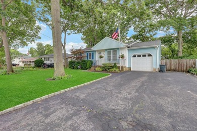 This solid 1988 built three-bedroom, two-bathroom ranch offers 1 - photo 21