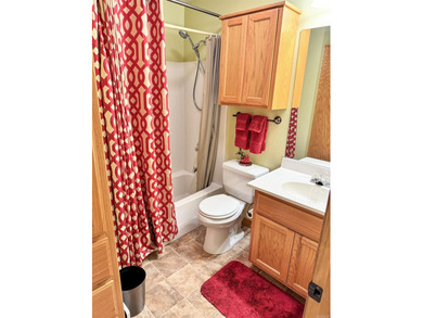 Very well-kept duplex in Heber Springs. This property is within - photo 22