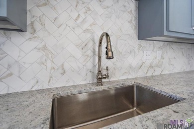 LOOKING FOR PEACE AND QUIET!!! BEAUTIFUL HOME IN POPULAR POINT - photo 8