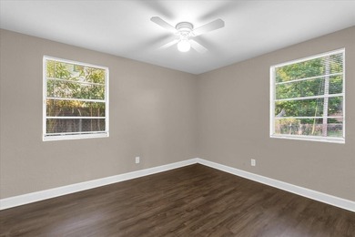 Fresh Farm Style...3 bed/1 bath. Split floor plan, New wht - photo 10