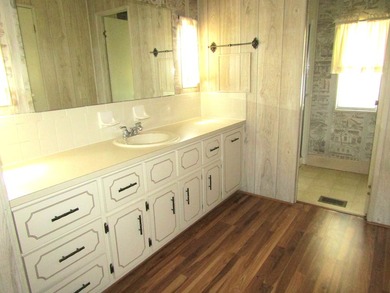 Live the Cove Lifestyle! Enjoy half off site rent for 6 months - photo 11