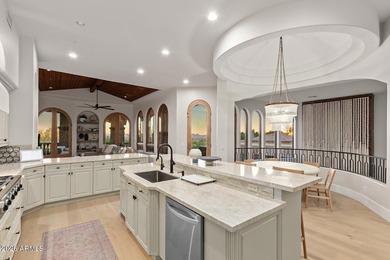 Panoramic views of city lights and Camelback Mountain define - photo 13