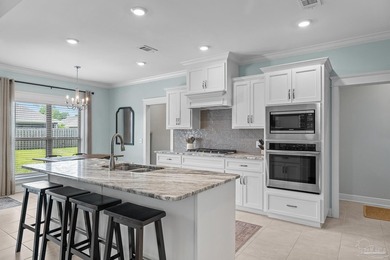 Located in the gated community of Huntington Creek, this - photo 13