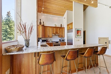 Ideally positioned in Silver Lake, with ski to, ski from access - photo 15