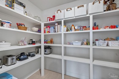 Located in the gated community of Huntington Creek, this - photo 16