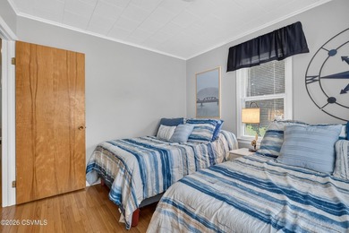Perfectly remodeled, perfectly maintained, perfect location - photo 18