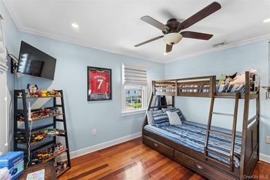 Welcome to 2402 169 Street, a stunning Colonial residence - photo 18