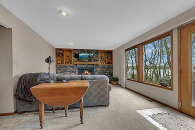 Set on 136 feet of shoreline on desirable Lake Ida, this 4 - photo 18