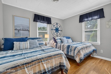 Perfectly remodeled, perfectly maintained, perfect location - photo 19