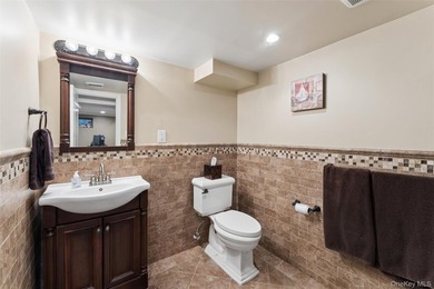 Welcome to 2402 169 Street, a stunning Colonial residence - photo 20