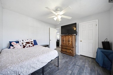 Tucked away in the sought-after Parkhurst section of Whiteford - photo 22