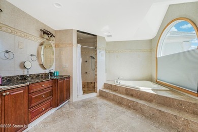 Welcome to 437 Lighthouse Ave! Exceptional custom-built luxury - photo 23