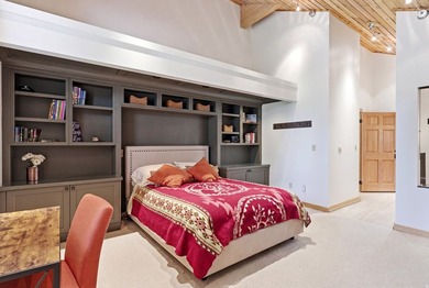 Ideally positioned in Silver Lake, with ski to, ski from access - photo 24