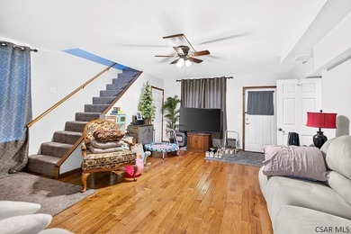 Charming, MOVE-IN-READY providing a functional layout perfect - photo 26