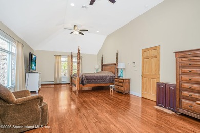 Welcome to 437 Lighthouse Ave! Exceptional custom-built luxury - photo 27