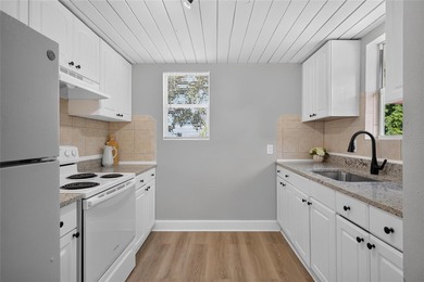 Welcome to this charming three-bedroom, one-bath home offering - photo 3