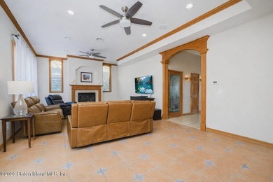 Welcome to 437 Lighthouse Ave! Exceptional custom-built luxury - photo 33