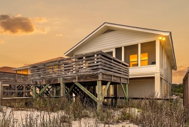 Experience the ultimate Pawleys Island lifestyle with this - photo 1