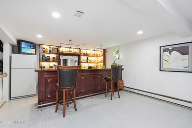 Welcome to 437 Lighthouse Ave! Exceptional custom-built luxury - photo 42