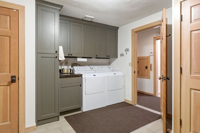 Ideally positioned in Silver Lake, with ski to, ski from access - photo 53