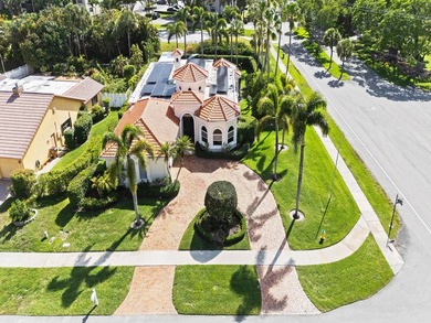 Welcome to this unprecedented & updated estate home in Deercreek - photo 1