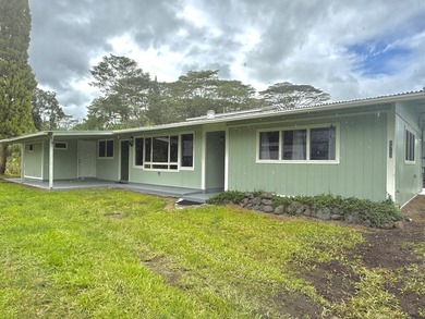 Featuring a separate entry studio room! Peacefully situated on a - photo 1
