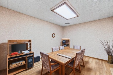 Rare opportunity to acquire two adjacent light industrial - photo 16