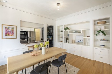 BEAUTIFULLY RENOVATED BALL PARC AMERICAN Welcome home to this