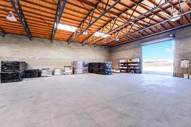 Rare opportunity to acquire two adjacent light industrial - photo 21