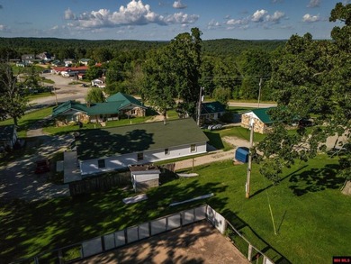 Twin Gables #1 and #2 offers 16 units, is fully leased out with - photo 33
